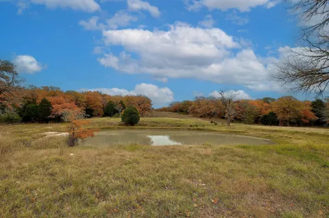 $195,000 | 1563 County Road 312, Thrall, TX 76578