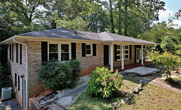 $219,900 | 223 North Dogwood Drive, Walhalla, SC 29691