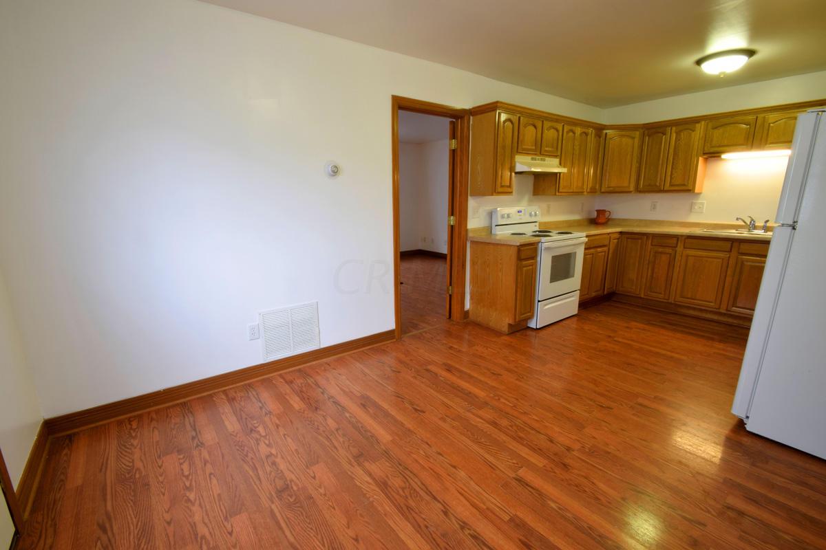 1329 Brownleaf Road Columbus, OH 43223 - Photo 11 of 30 Gallery Image 11