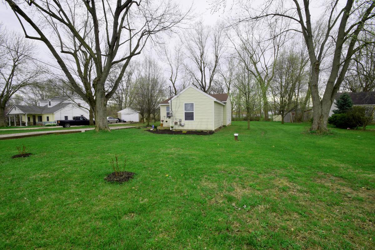 1329 Brownleaf Road Columbus, OH 43223 - Photo 6 of 30 Gallery Image 6