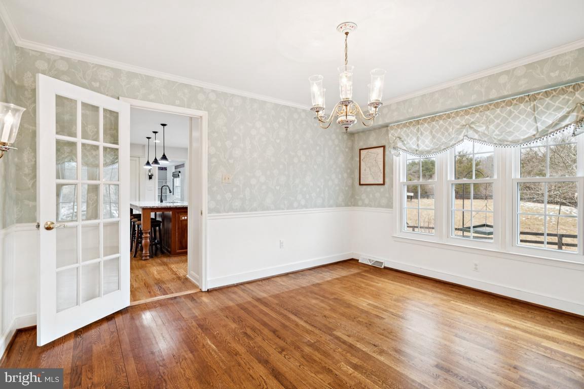 9033 Old Waterloo Road Warrenton, VA 20186 - Photo 15 of 49 Dining Room