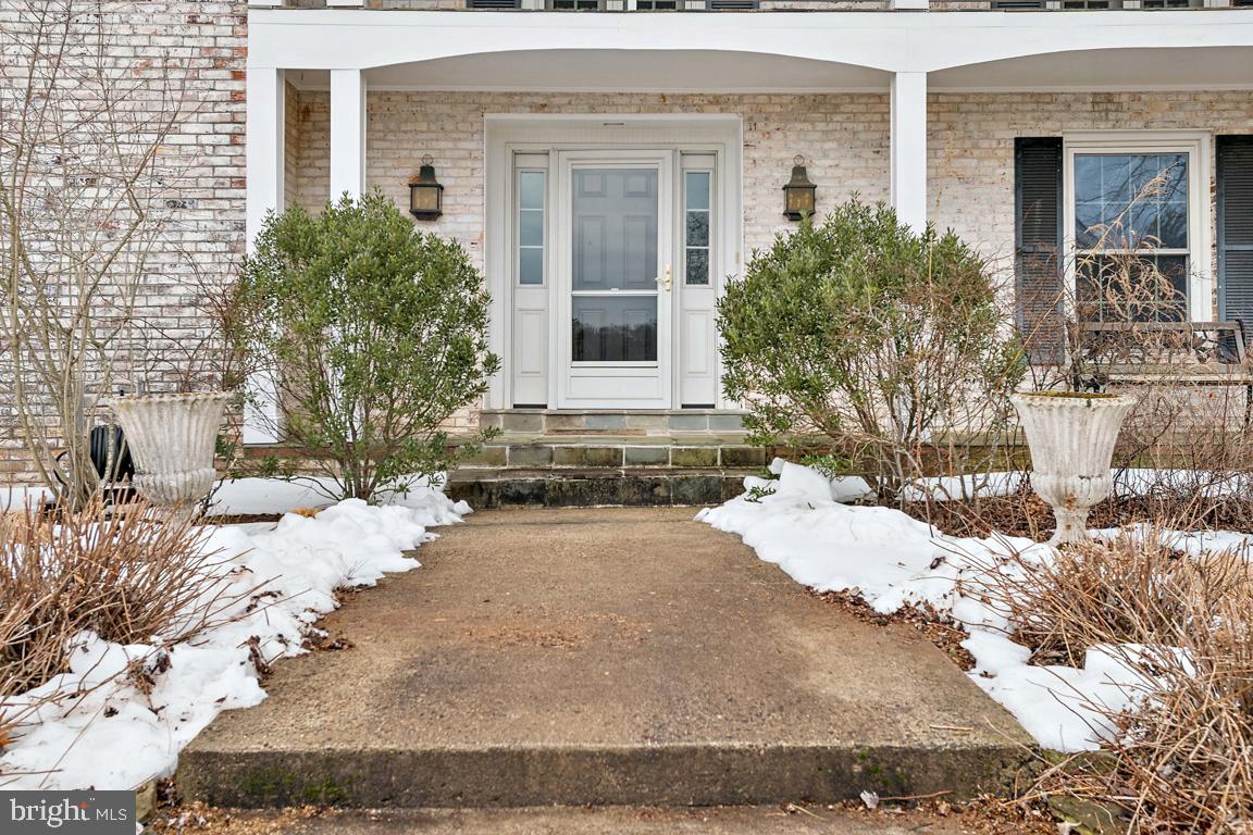 9033 Old Waterloo Road Warrenton, VA 20186 - Photo 44 of 49 Front Entrance
