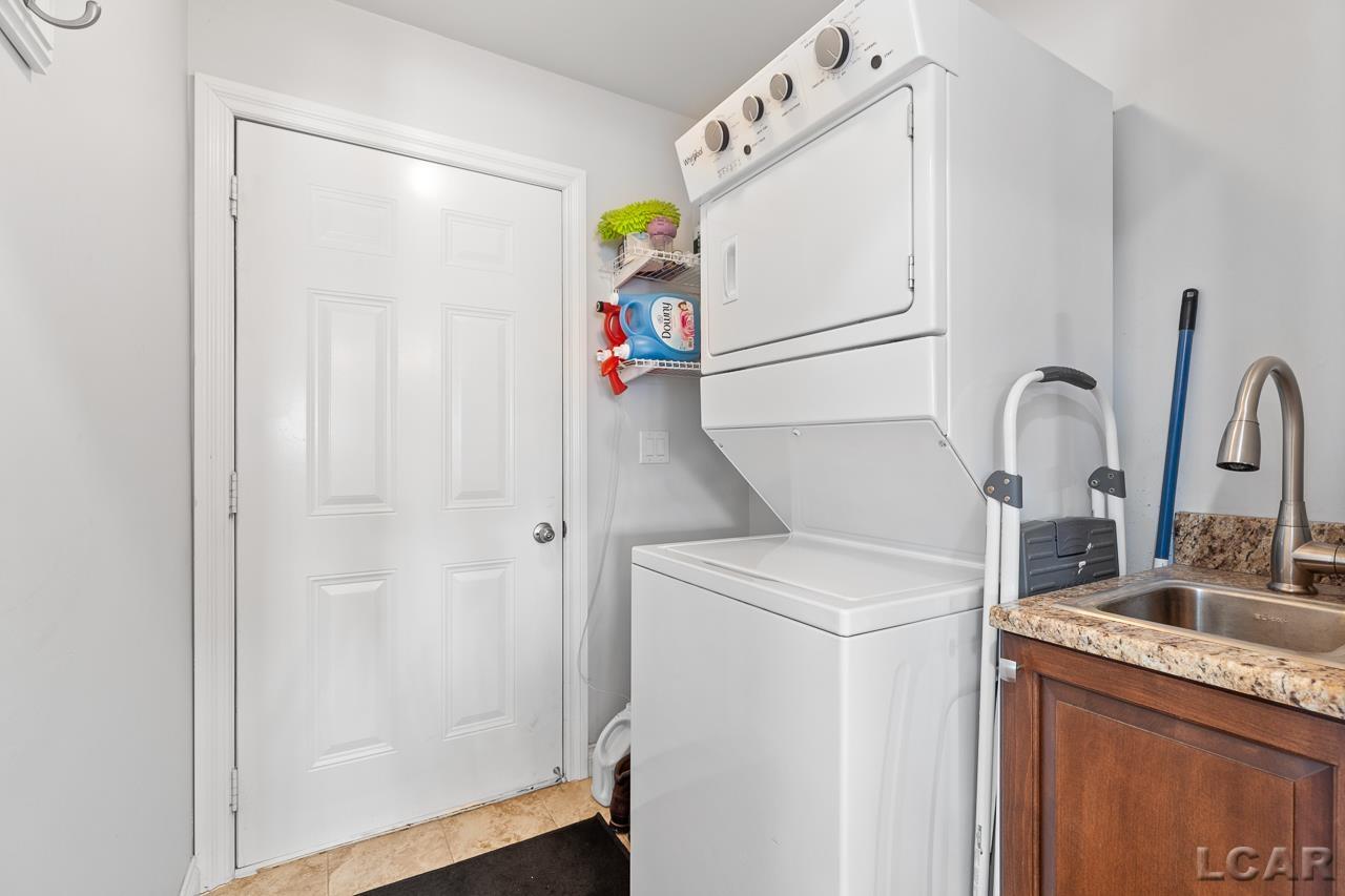 1024 Ridgeview Drive Tecumseh, MI 49286 - Photo 20 of 29 50131512-e310d5b0-34e4-48d4-99f6-2872bbaa09a6.JPG