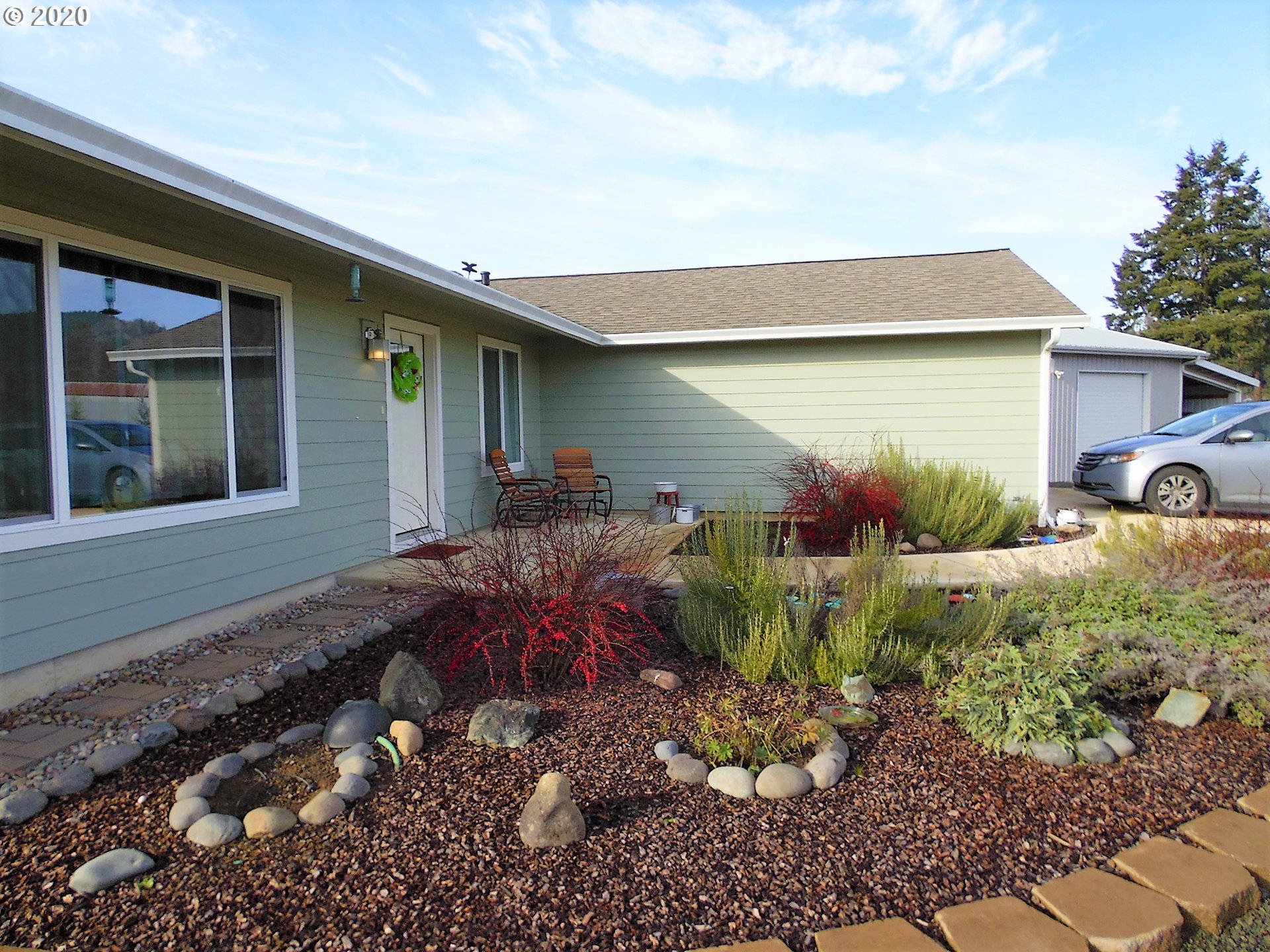 450 Reston Road Tenmile, OR 97481 - Photo 3 of 29