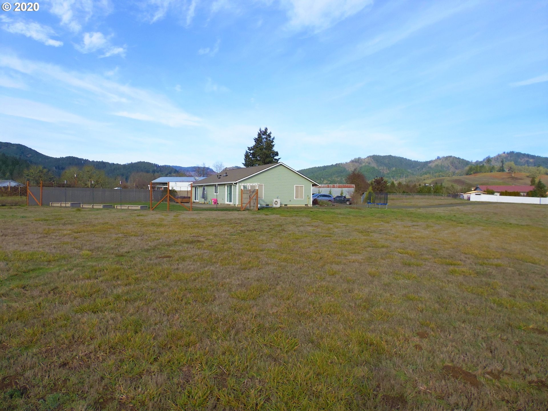 450 Reston Road Tenmile, OR 97481 - Photo 25 of 29