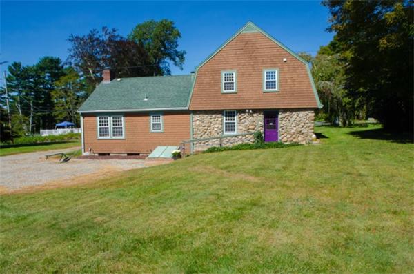 220 Robinson Road Acushnet, MA 02743 - Photo 4 of 18