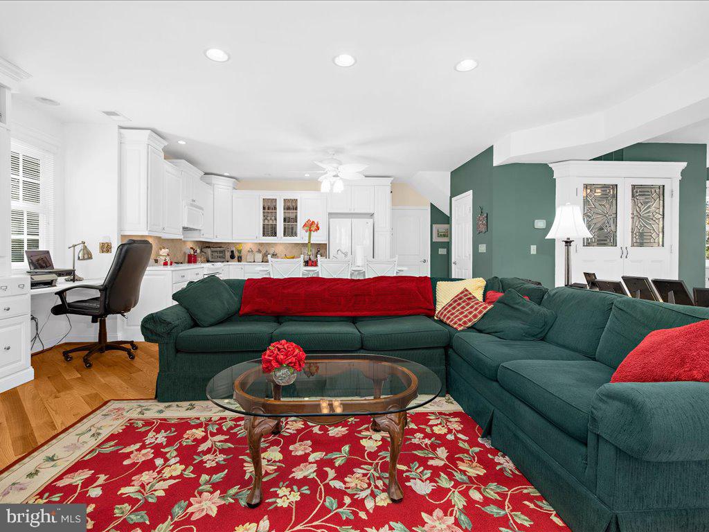 1735 Broadlee Trail Annapolis, MD 21401 - Photo 11 of 65 a living room with furniture and a rug