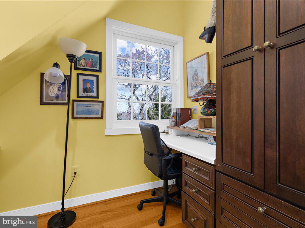 1735 Broadlee Trail Annapolis, MD 21401 - Photo 37 of 65 Great office nook