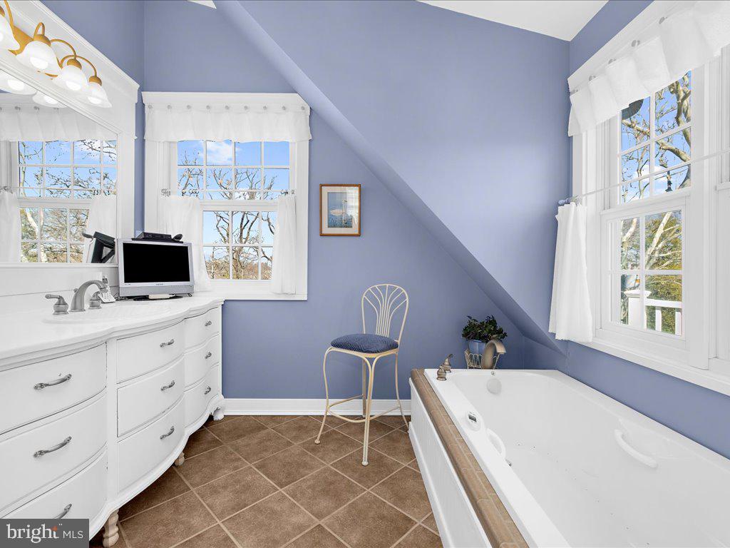 1735 Broadlee Trail Annapolis, MD 21401 - Photo 42 of 65 Primary suite bathroom