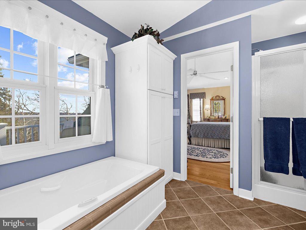 1735 Broadlee Trail Annapolis, MD 21401 - Photo 43 of 65 Hydro massage soaking tub