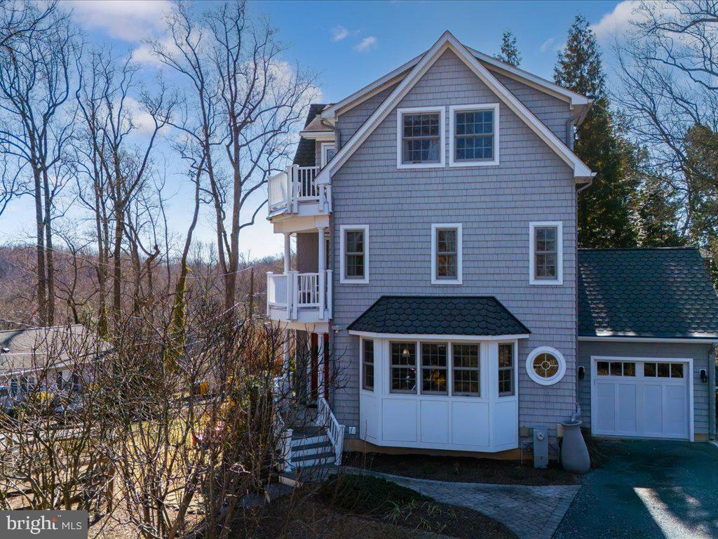 1735 Broadlee Trail Annapolis, MD 21401 - Photo 8 of 65 Side view, oversized one car garage