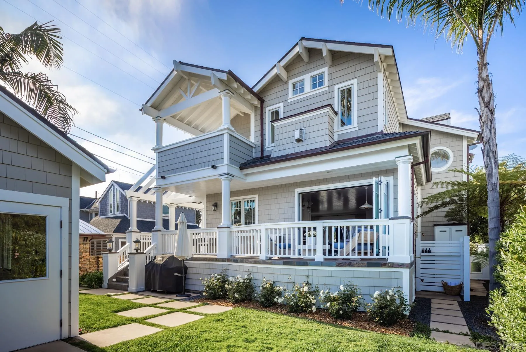 219 27th Street Del Mar, CA 92014 - Photo 47 of 47 a front view of a house with garden