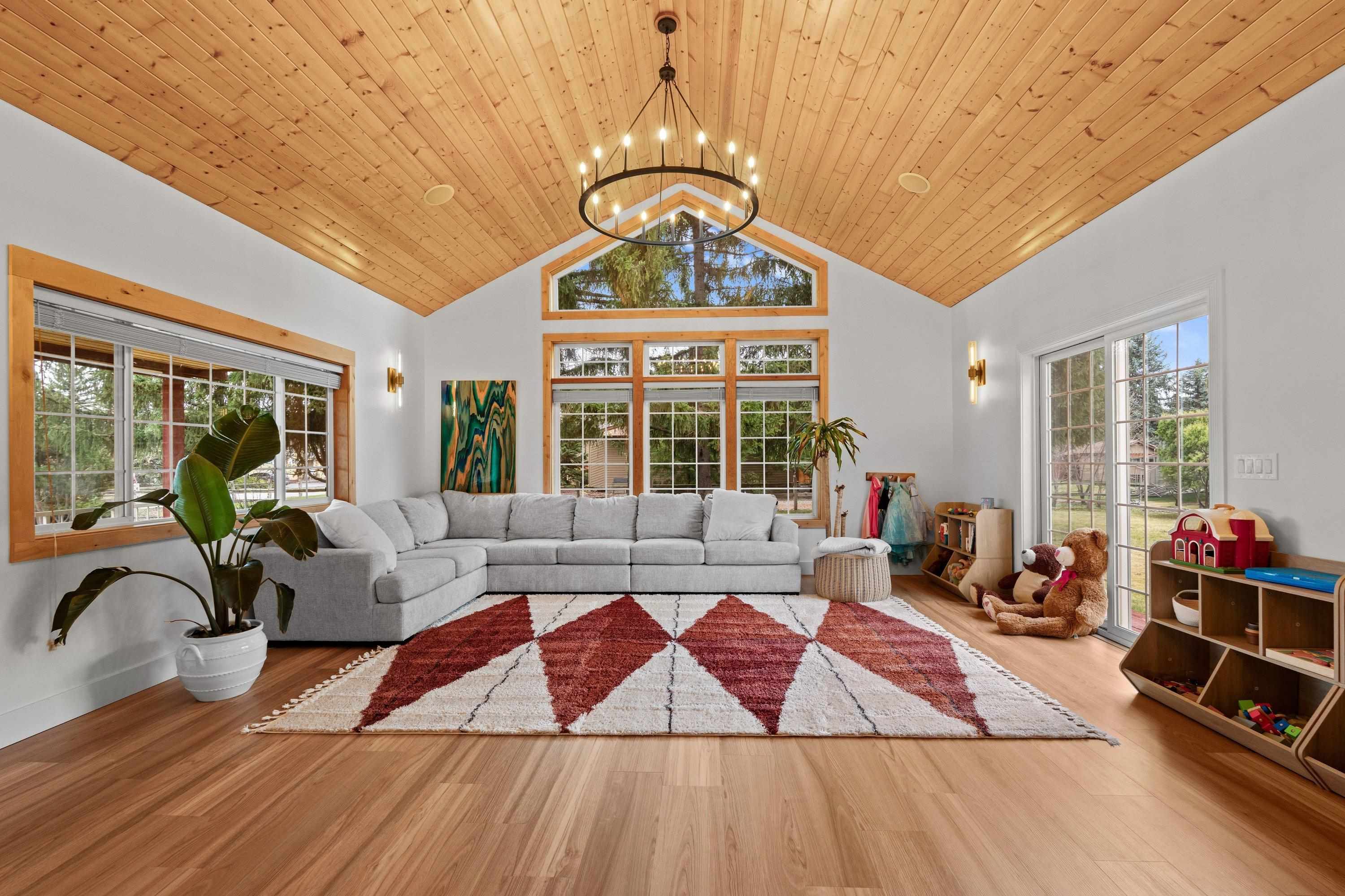 2202 South Progress Road Spokane Valley, WA 99037 - Photo 4 of 49