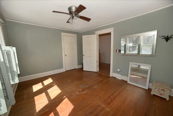$156,900 | 905 East Center Street, Ottawa, IL 61350