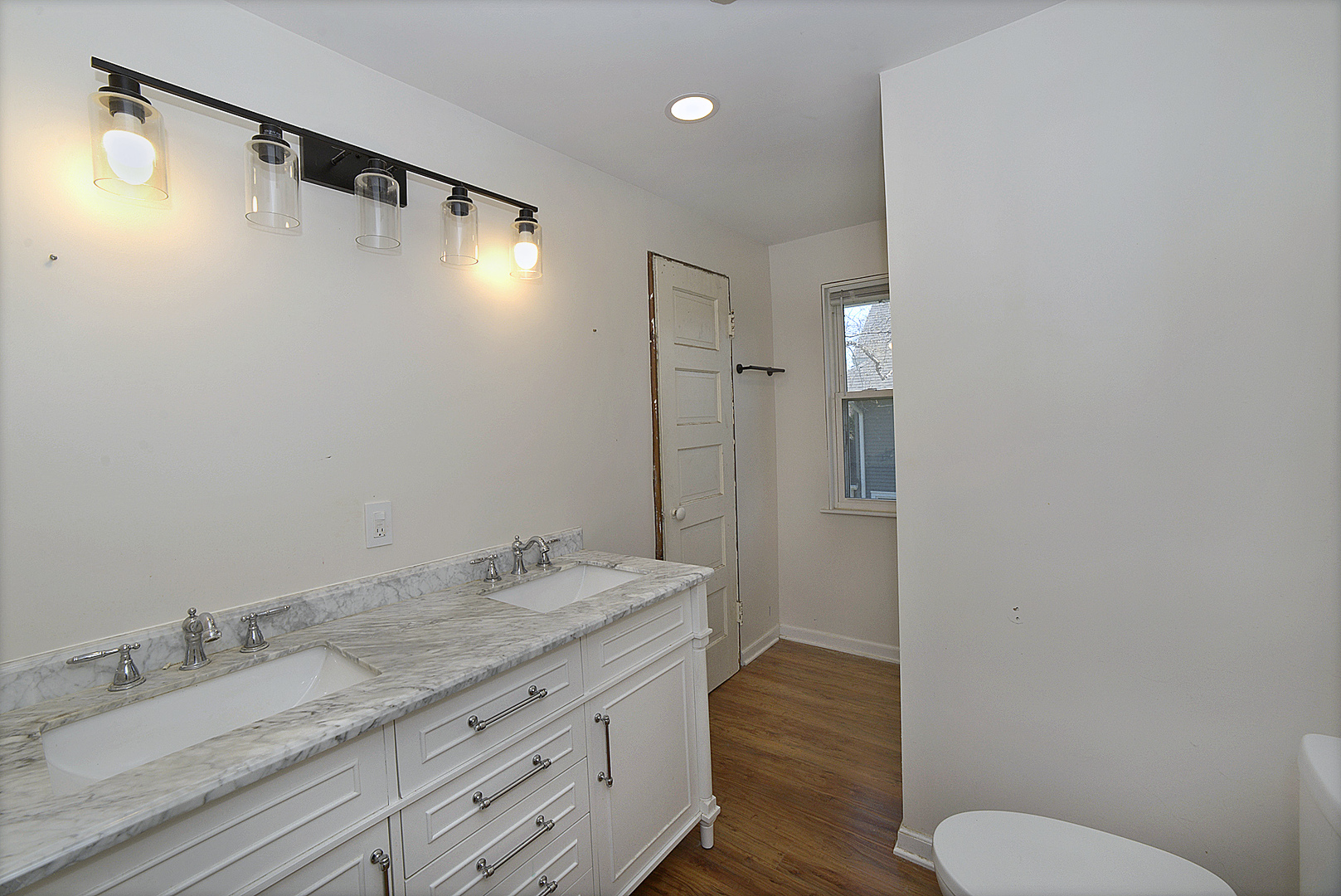 905 East Center Street Ottawa, IL 61350 - Photo 13 of 21
