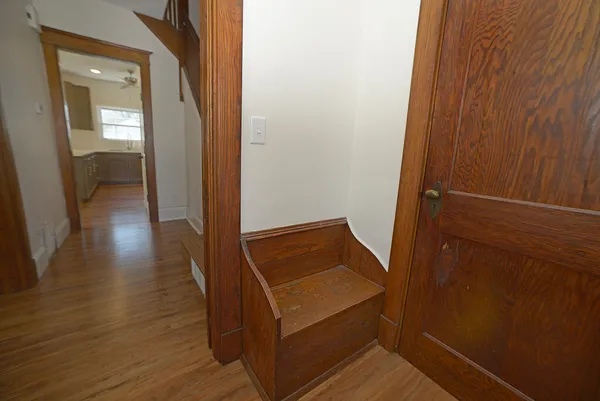 $156,900 | 905 East Center Street, Ottawa, IL 61350