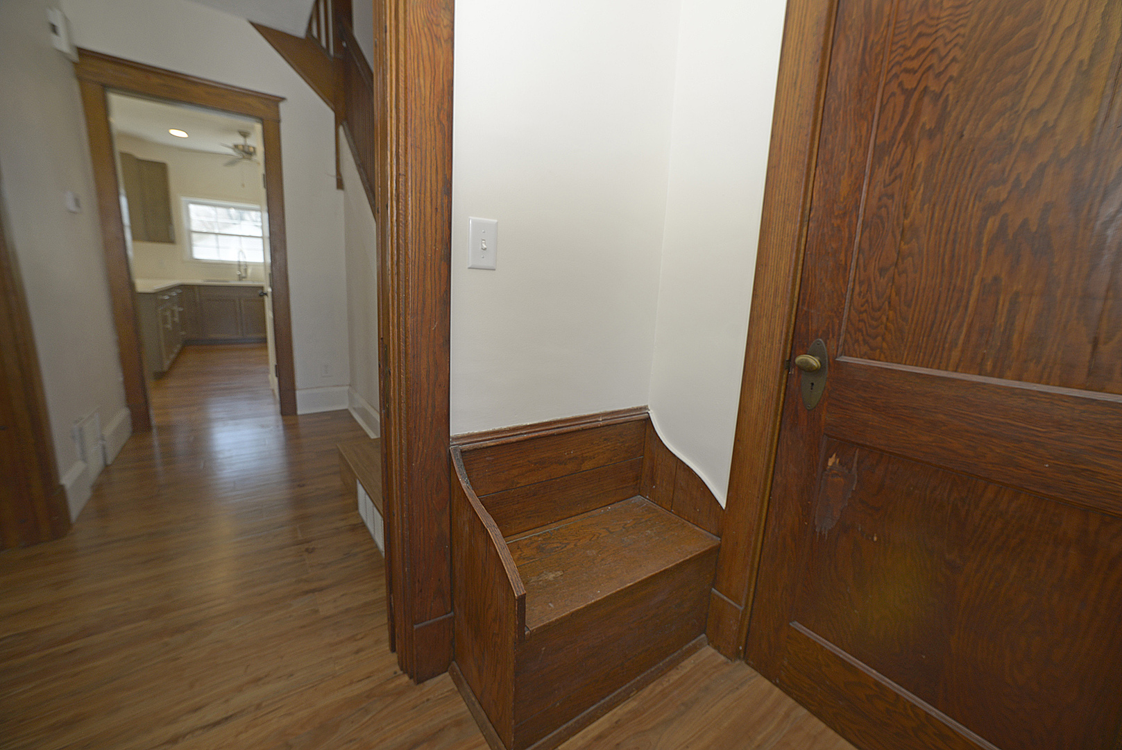 905 East Center Street Ottawa, IL 61350 - Photo 3 of 21