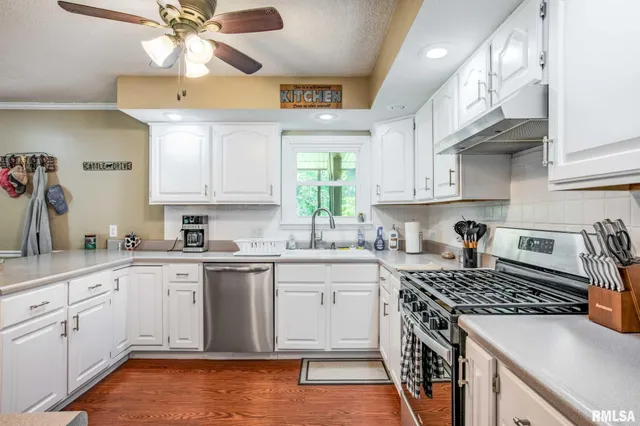 $265,000 | 5680 State Rte 146 East, Vienna, IL 62995