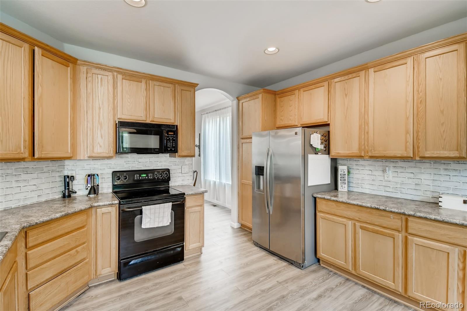 10663 Cedarcrest Circle Highlands Ranch, CO 80130 - Photo 8 of 33 Gallery Image 8