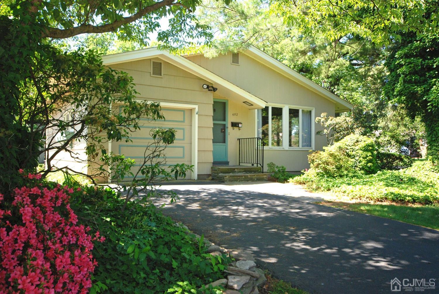 602 Ashland Road Middlesex, NJ 08846 - Photo 1 of 34 Gallery Image 1