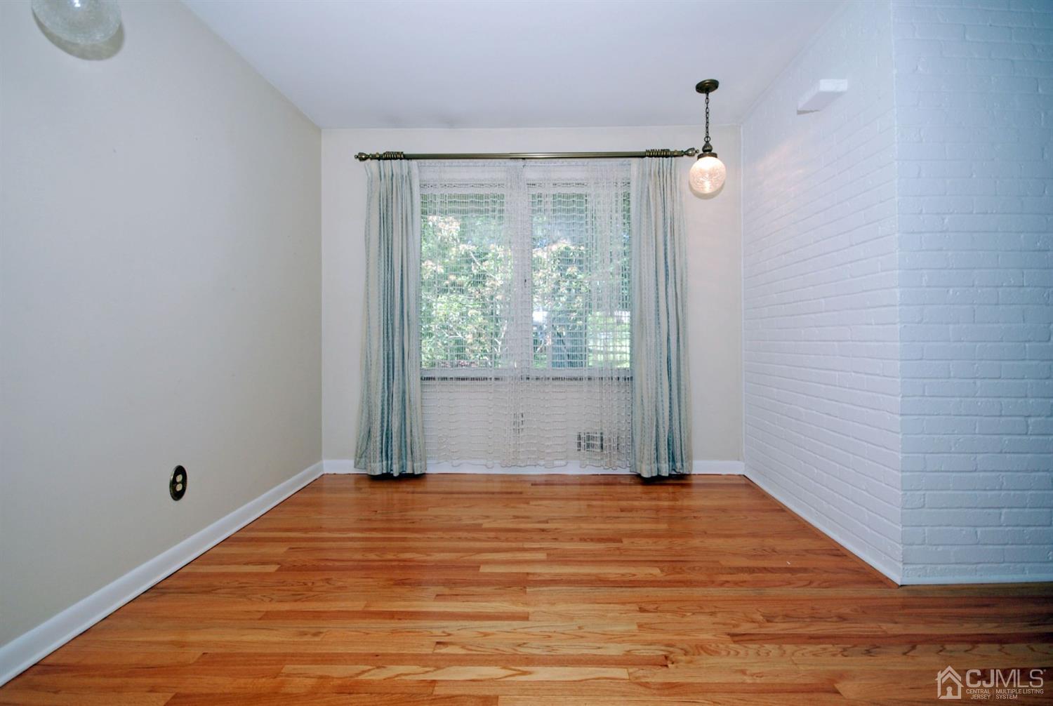 602 Ashland Road Middlesex, NJ 08846 - Photo 6 of 34 Gallery Image 6