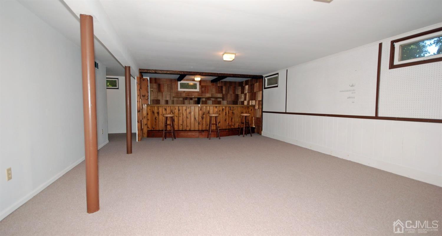 602 Ashland Road Middlesex, NJ 08846 - Photo 10 of 34 Gallery Image 10