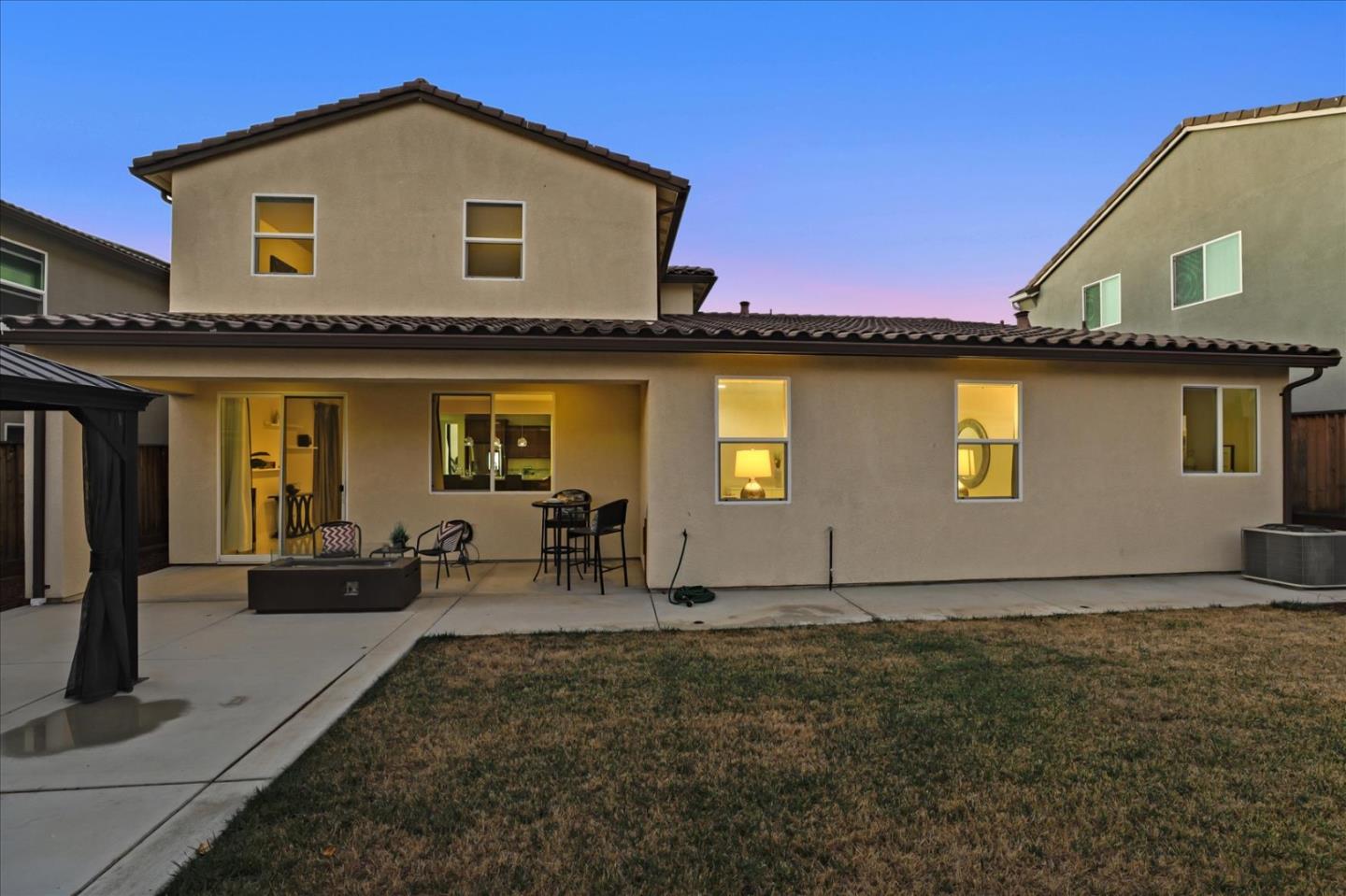 1081 Cabrillo Drive Hollister, CA 95023 - Photo 57 of 60 a front view of house with yard