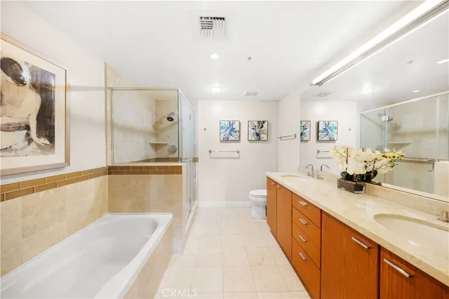 $1,170,000 | 3131 Michelson Drive, Unit 1206, Irvine, CA 92612