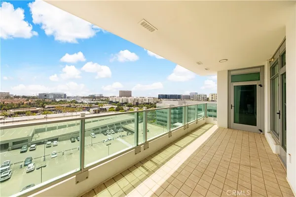 $1,170,000 | 3131 Michelson Drive, Unit 1206, Irvine, CA 92612