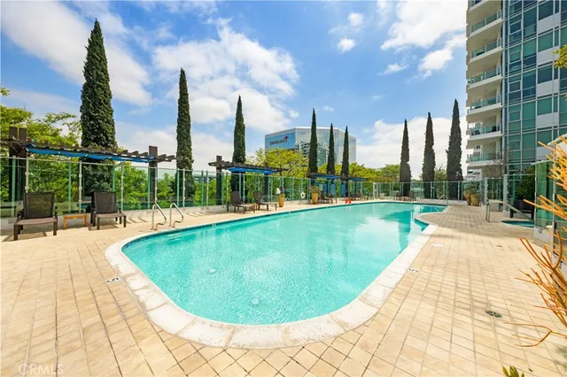 $1,170,000 | 3131 Michelson Drive, Unit 1206, Irvine, CA 92612