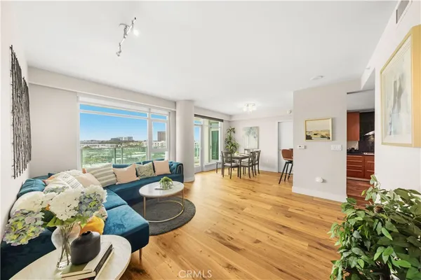 $1,170,000 | 3131 Michelson Drive, Unit 1206, Irvine, CA 92612