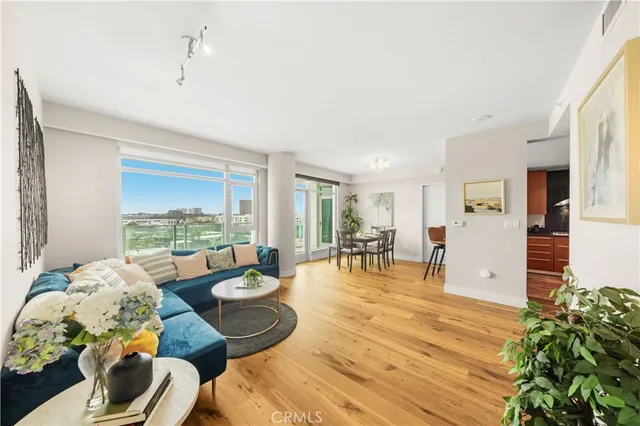 $1,170,000 | 3131 Michelson Drive, Unit 1206, Irvine, CA 92612