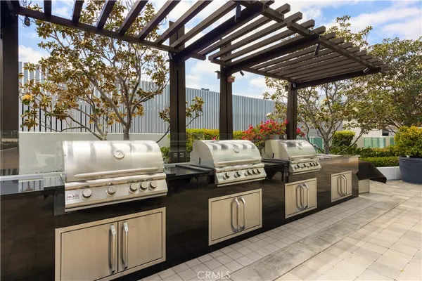 $1,170,000 | 3131 Michelson Drive, Unit 1206, Irvine, CA 92612