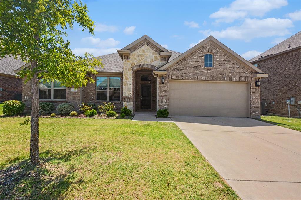 312 Eagle Ridge Road Forney, TX 75126 - Photo 3 of 30