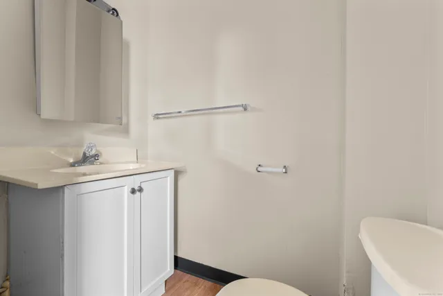 $1,995 | 29 Belden Street, Unit 3, Hartford, CT 06120