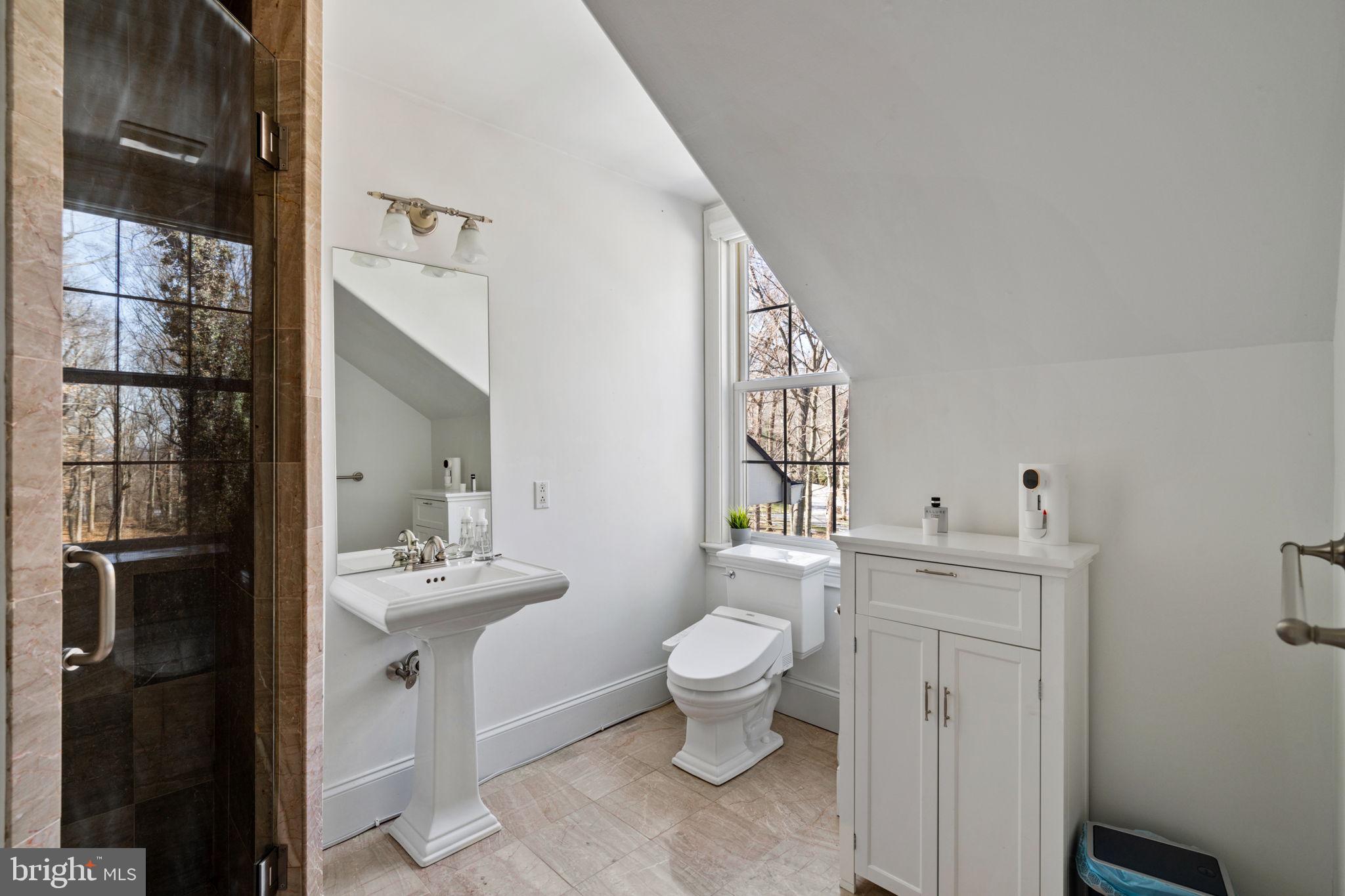 1321 Arrowmink Road Villanova, PA 19085 - Photo 24 of 38