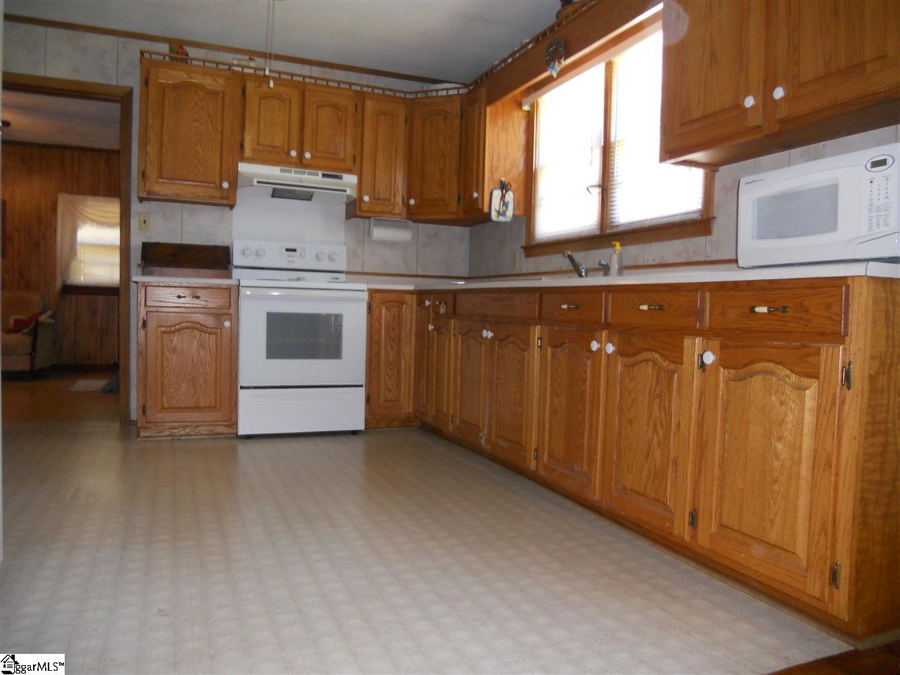 474 Johnson Road Easley, SC 29642 - Photo 14 of 36 Gallery Image 14