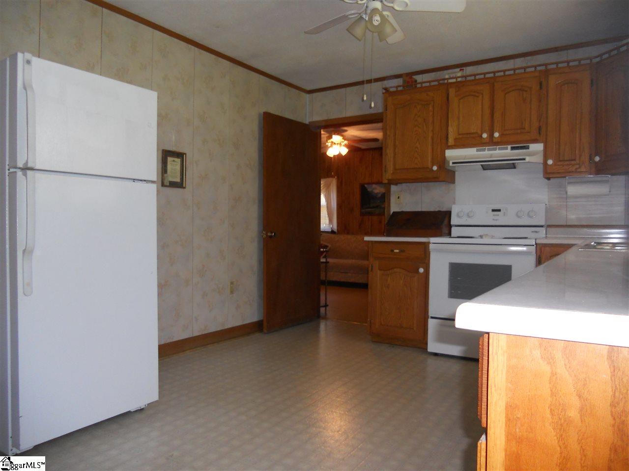 474 Johnson Road Easley, SC 29642 - Photo 16 of 36 Gallery Image 16