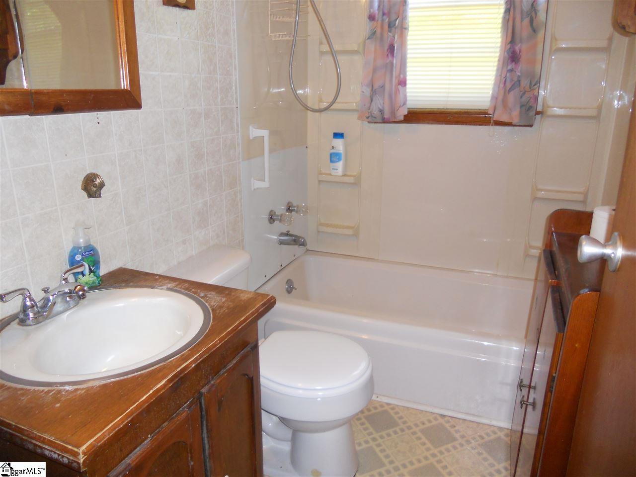 474 Johnson Road Easley, SC 29642 - Photo 23 of 36 Gallery Image 23