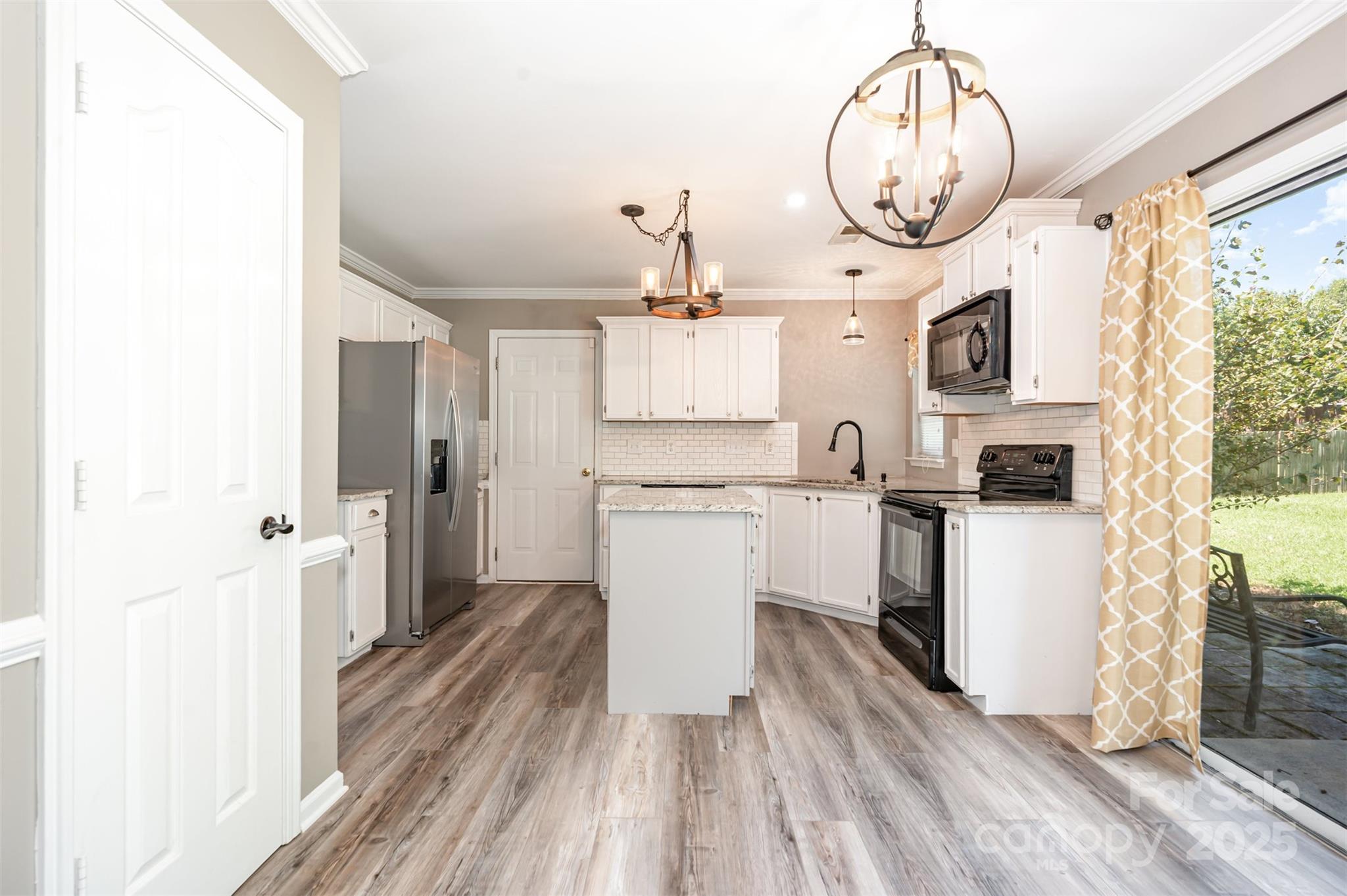 8127 Trotter Road Charlotte, NC 28216 - Photo 17 of 41 Gallery Image 17