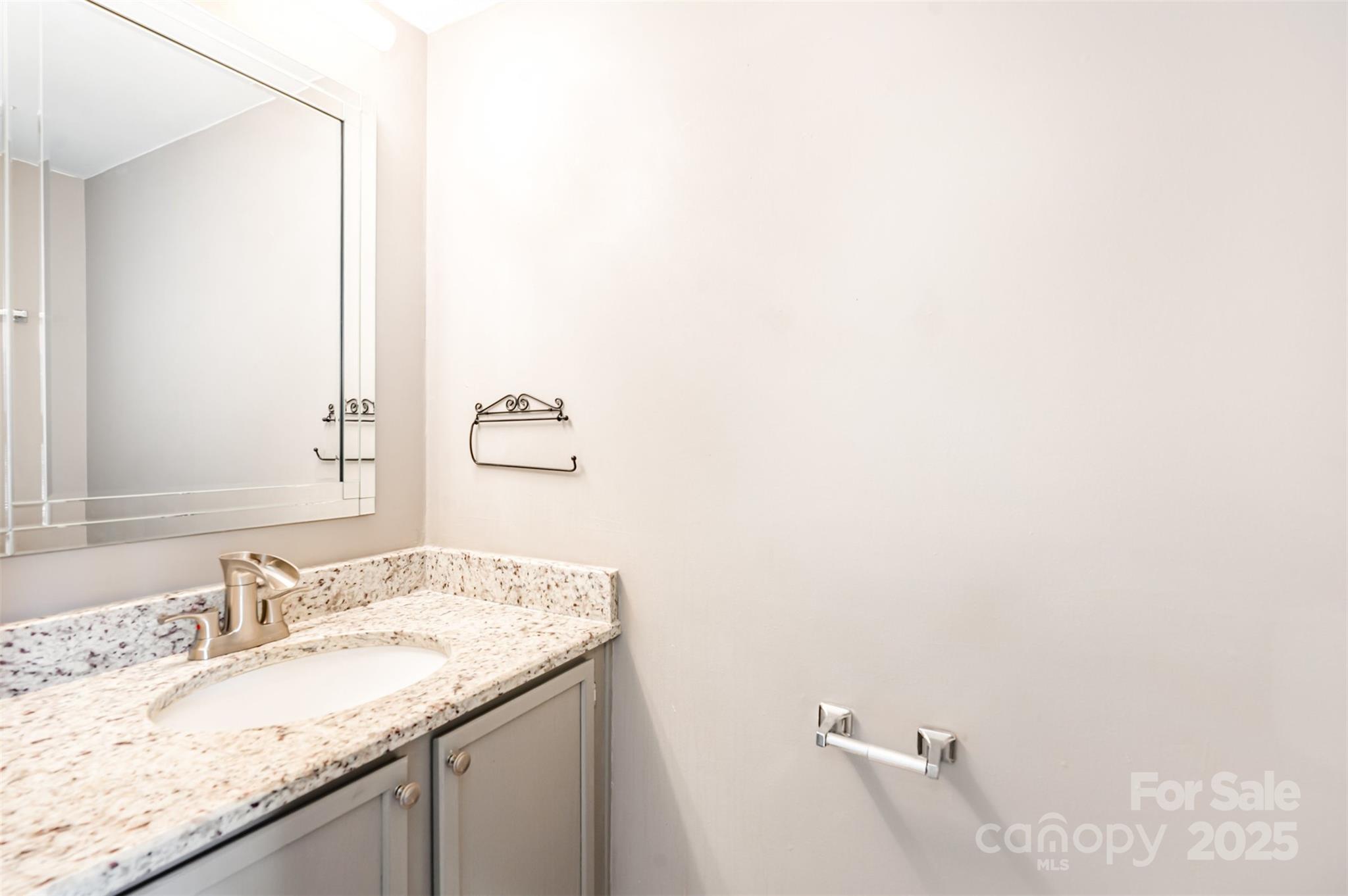 8127 Trotter Road Charlotte, NC 28216 - Photo 21 of 41 Gallery Image 21