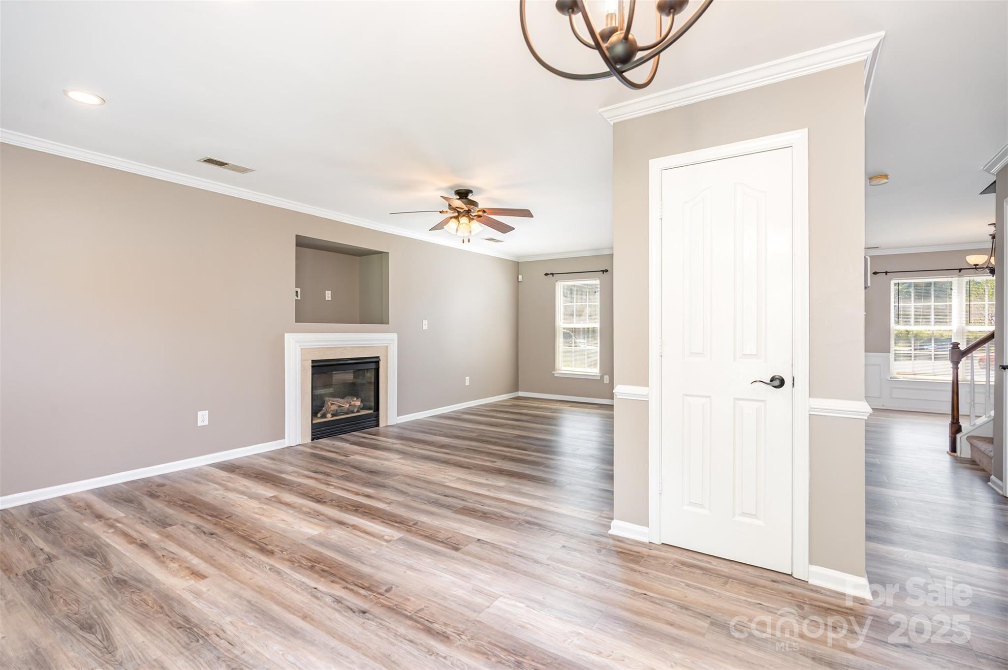 8127 Trotter Road Charlotte, NC 28216 - Photo 4 of 41 Gallery Image 4