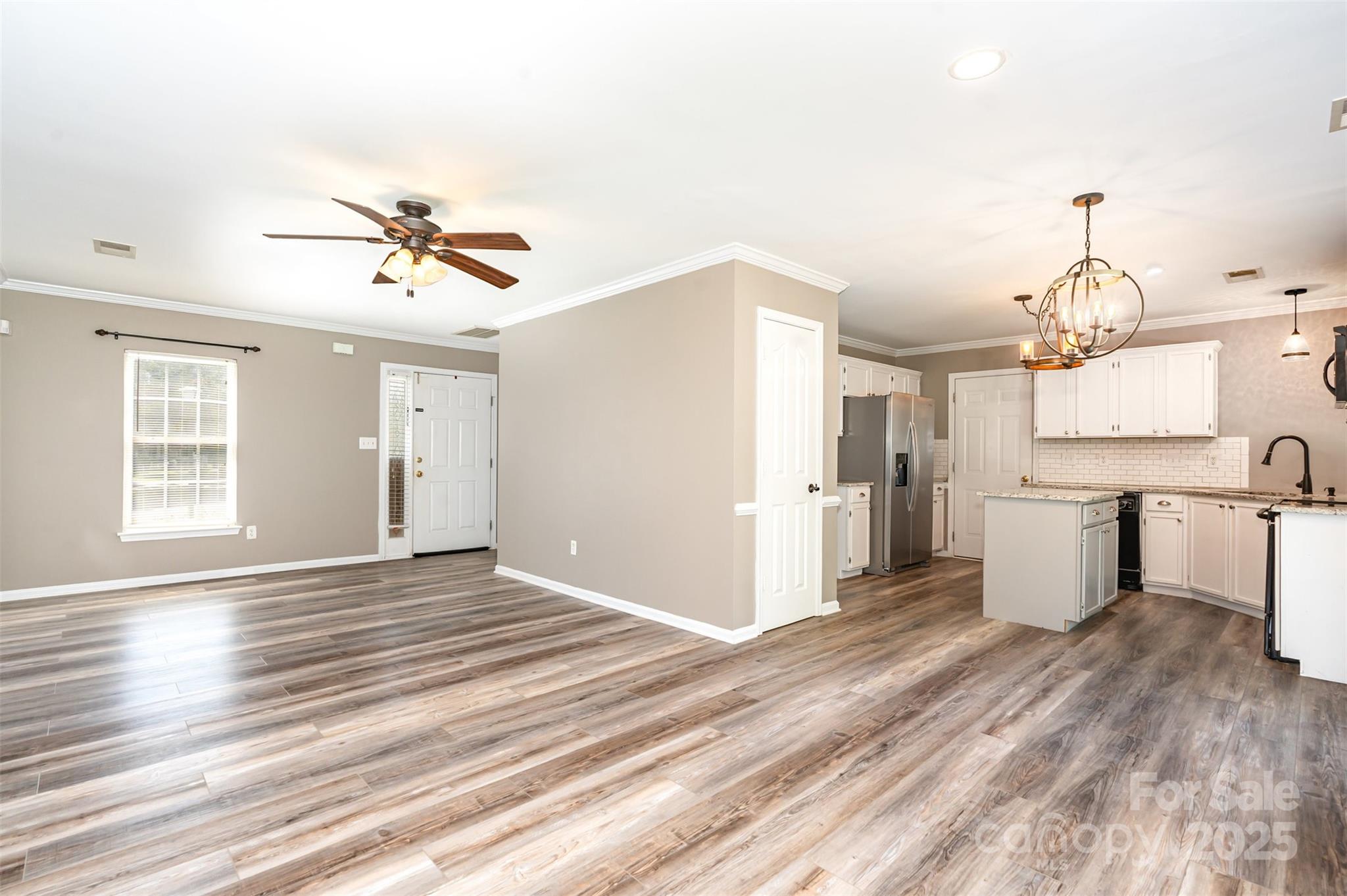 8127 Trotter Road Charlotte, NC 28216 - Photo 7 of 41 Gallery Image 7