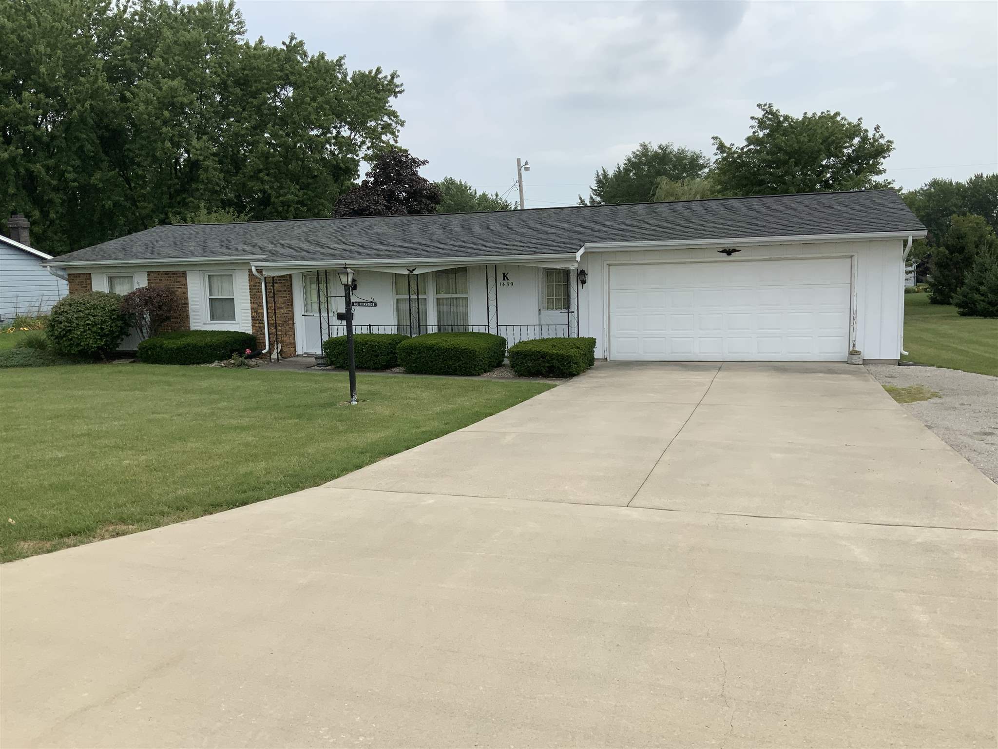 1439 Stogdill Road Bluffton, IN 46714 - Photo 2 of 21 Gallery Image 2
