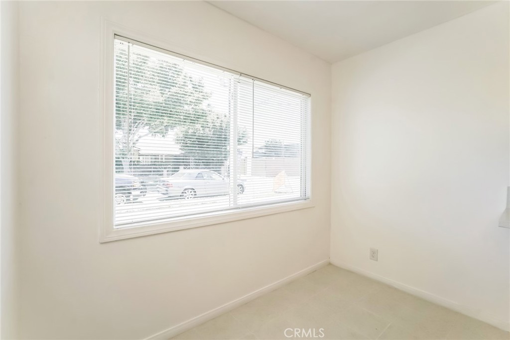 2513 East Tyler Street Carson, CA 90810 - Photo 6 of 15