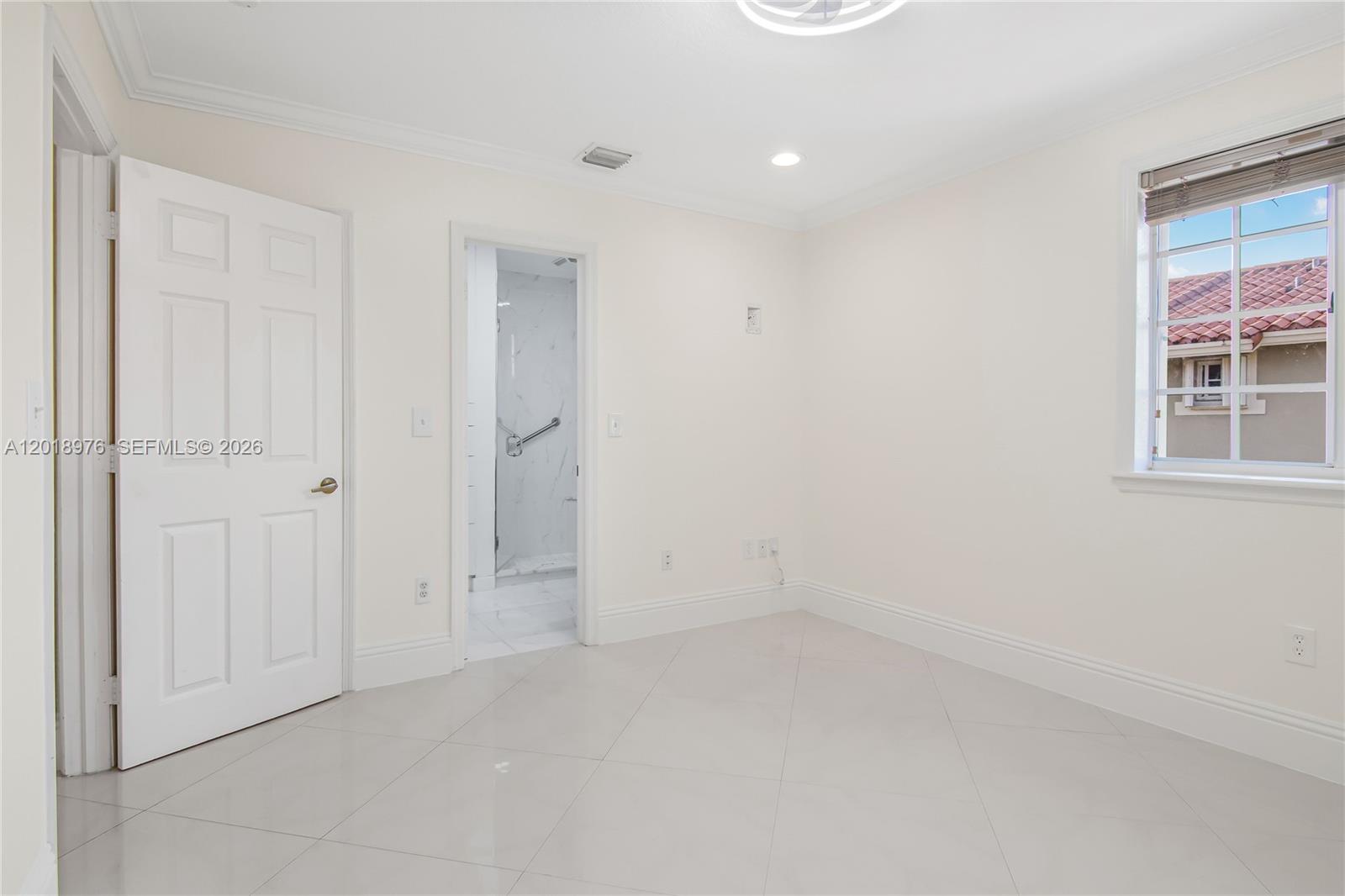 7773 Southwest 94th Lane Miami, FL 33156 - Photo 19 of 35 Primary Bedroom 1