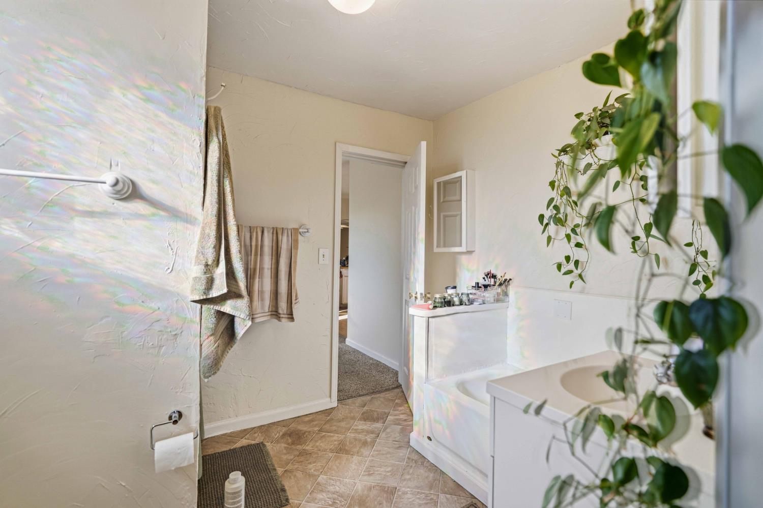 6910 Lathrop Road Manteca, CA 95336 - Photo 80 of 94 Gallery Image 80