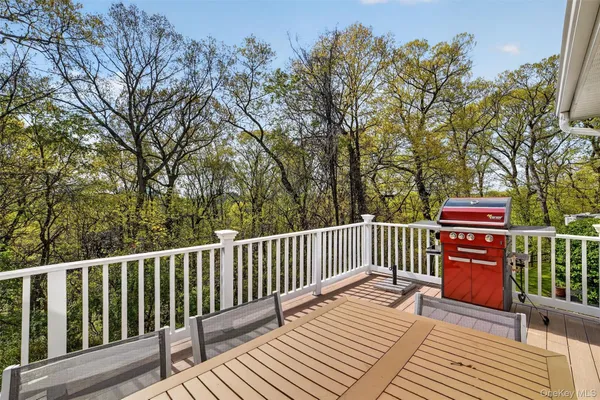 $7,500 | 107 Winding Ridge Road, Unit 107, White Plains, NY 10603