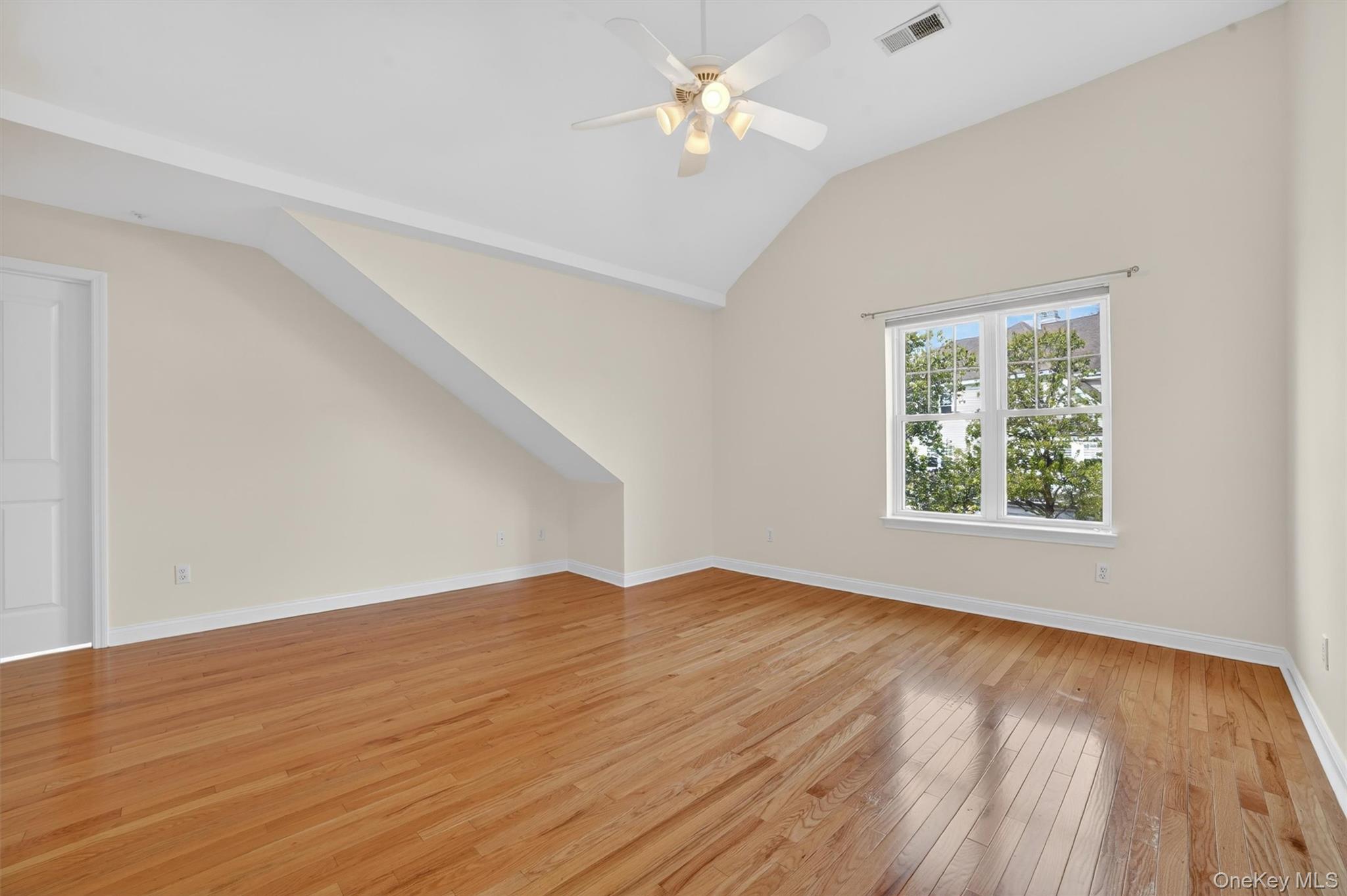 107 Winding Ridge Road, Unit 107 White Plains, NY 10603 - Photo 23 of 50 Bedroom