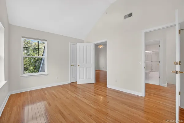 $7,500 | 107 Winding Ridge Road, Unit 107, White Plains, NY 10603